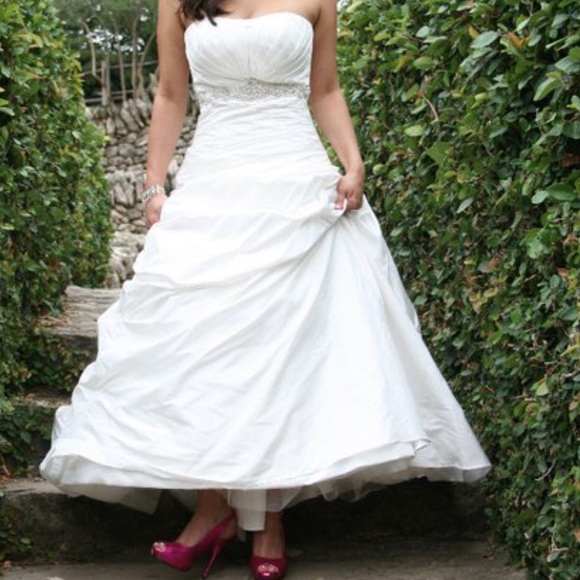 Simone Carvalli, Wedding Gown, style 7169, size 4 - Picture 6 of 7