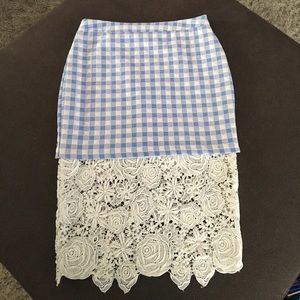 Endless Rose Checkered Lace Skirt