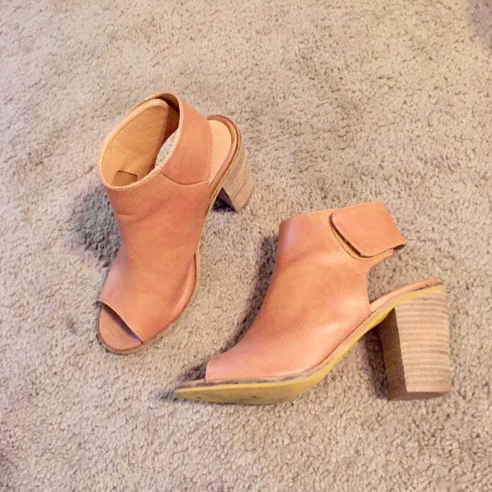 Brown Peep-toe Booties