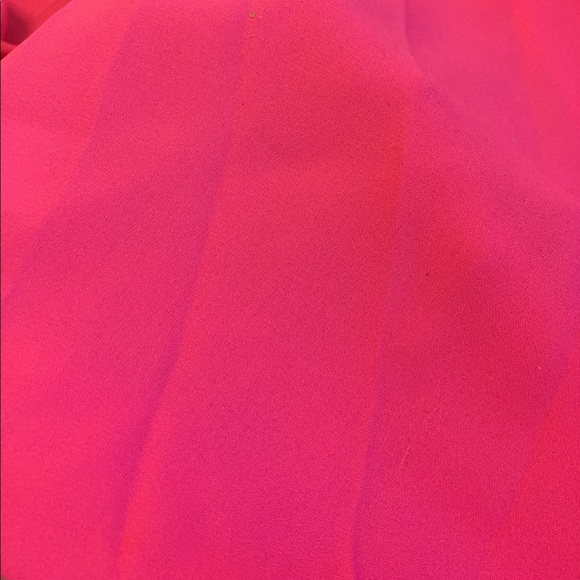 cold shoulder off the shoulder top 😜last one 😜 - Picture 3 of 4