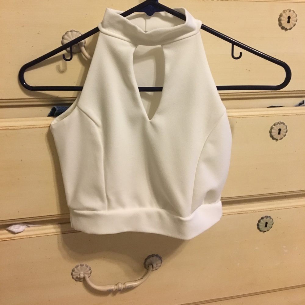 Crop top