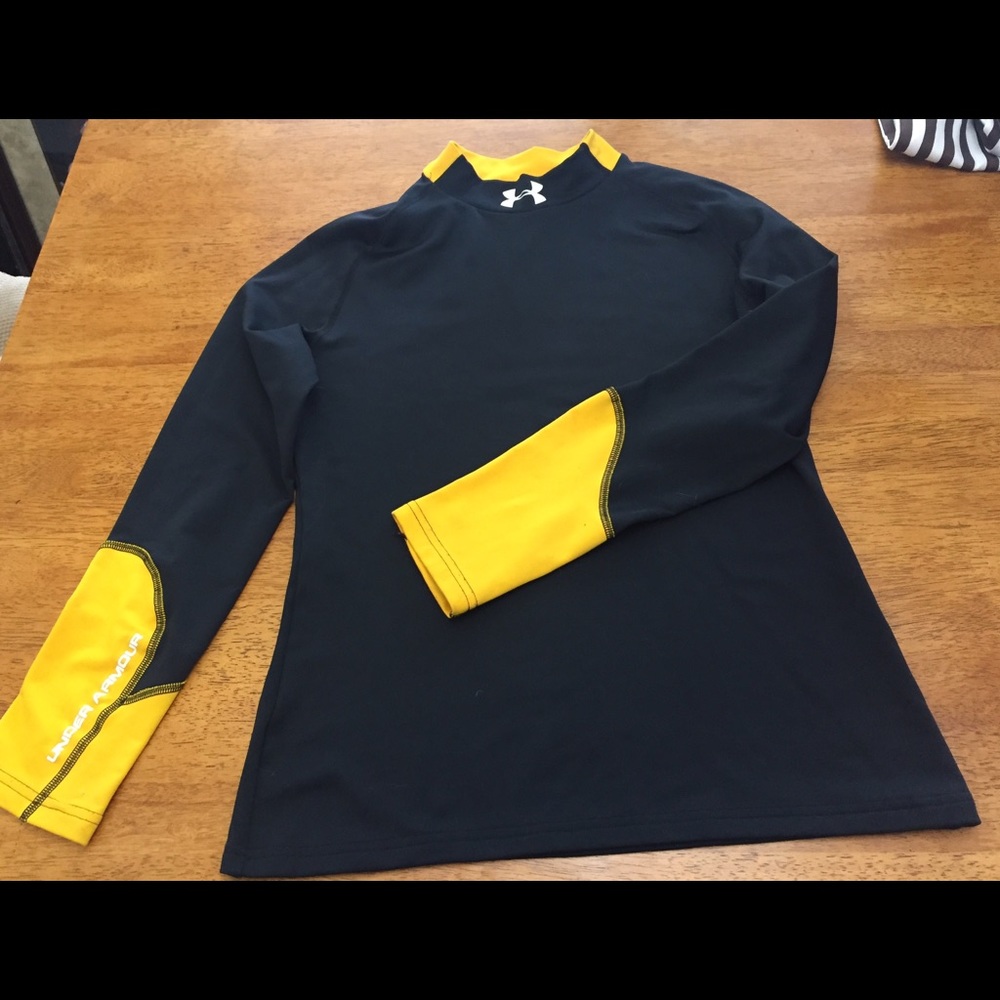 UNDER ARMOUR Fitted Coldgear Boys Shirt