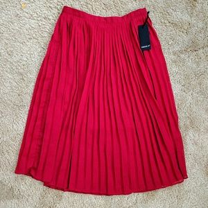 Forever 21 pleated skirt