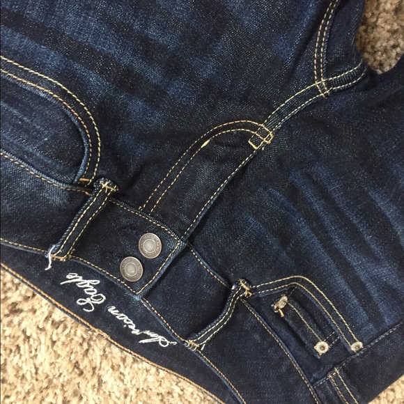 American Eagle Stretch Jeans - Picture 2 of 3
