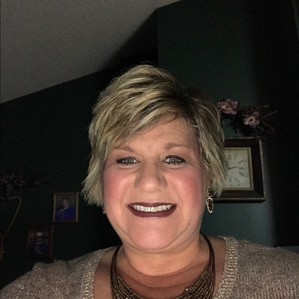 Meet your Posher, Jana