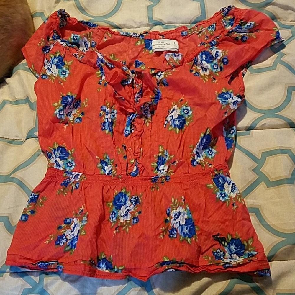🚫❌SOLD❌🚫Floral print Top