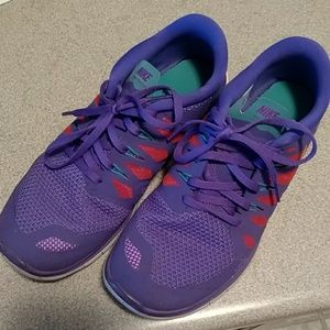 Donating soon, MAKE AN OFFER.. Nike Free 5.0