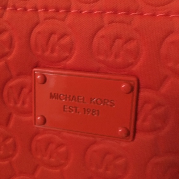 Authentic Michael Kors Tote - Picture 2 of 5