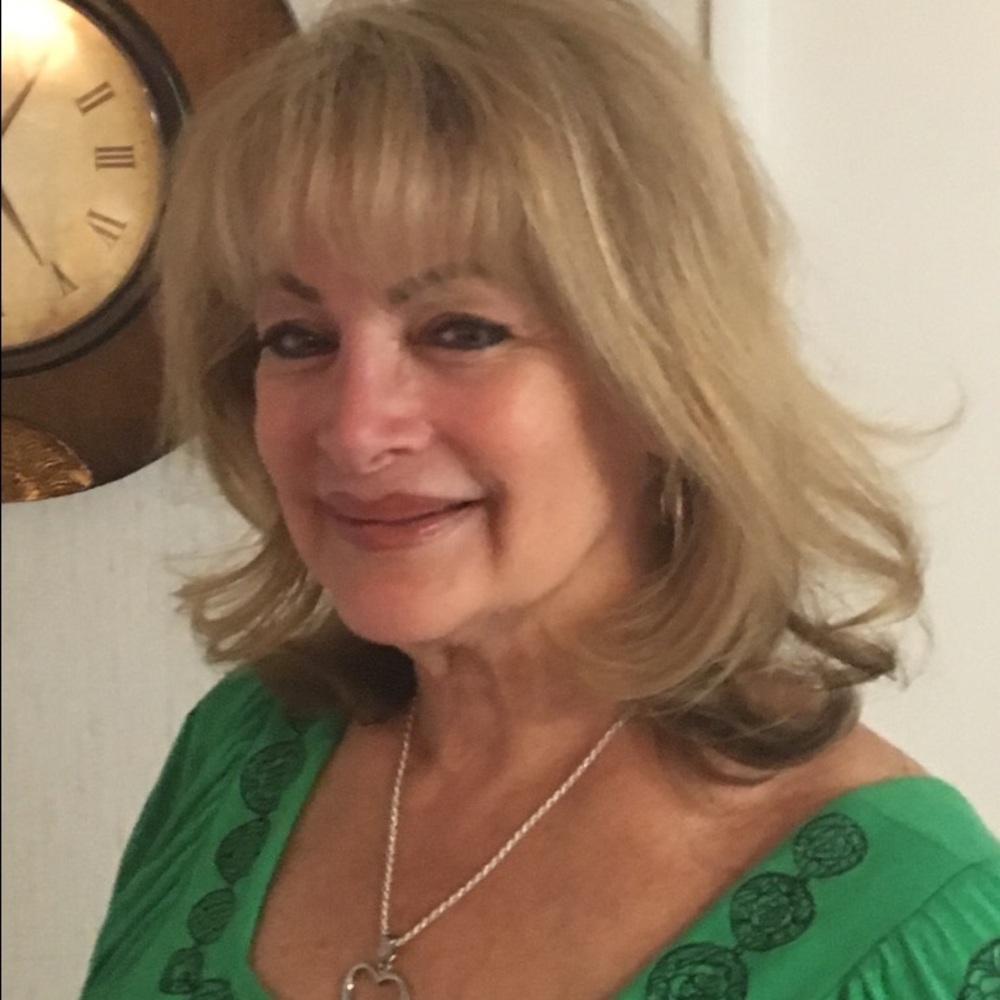 Meet your Posher, Yvonne