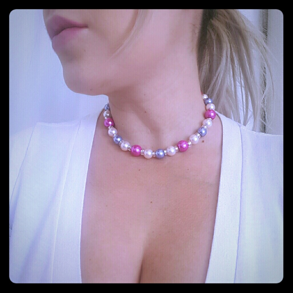 Pink and purple pearl choker