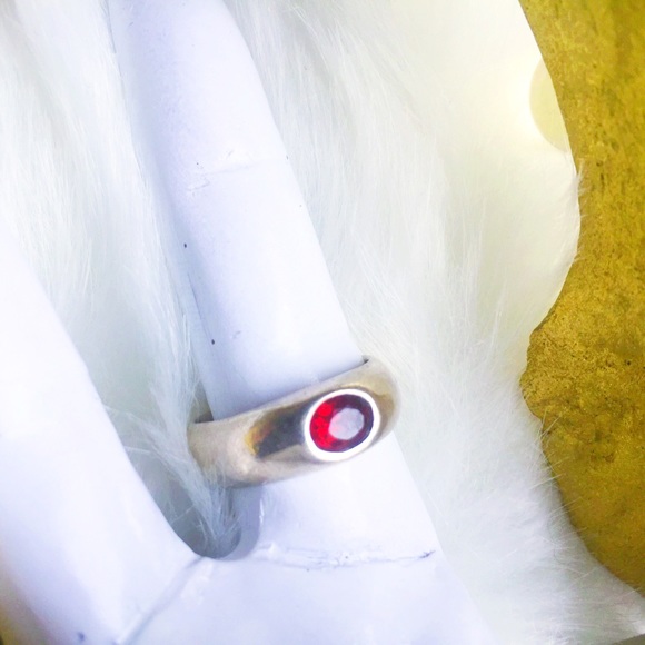 . {RED GARNET + STERLING} Minimalist Ring 6 - Picture 2 of 8