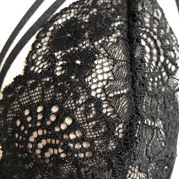 ONE LEFT! 'Natalia' Black Lace Bra - Picture 4 of 4