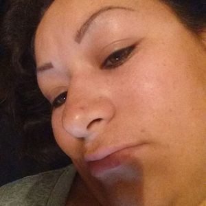 Meet your Posher, Claudia