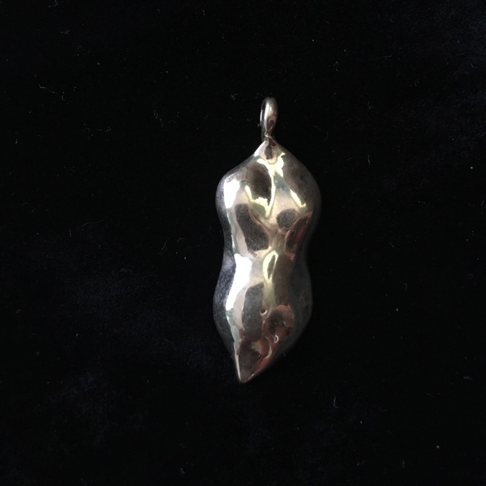 Bronze pendant