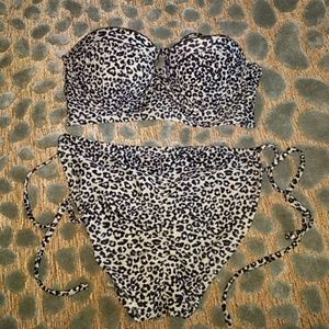 bikini Xhilaration