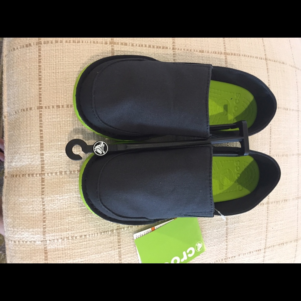 Kids Canvas Crocs size 3
