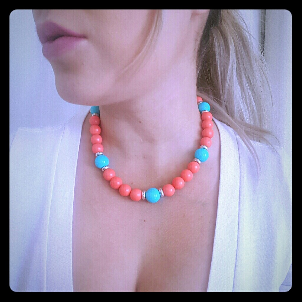 🔥Sale 🔥Coral and turquoise beaded choker