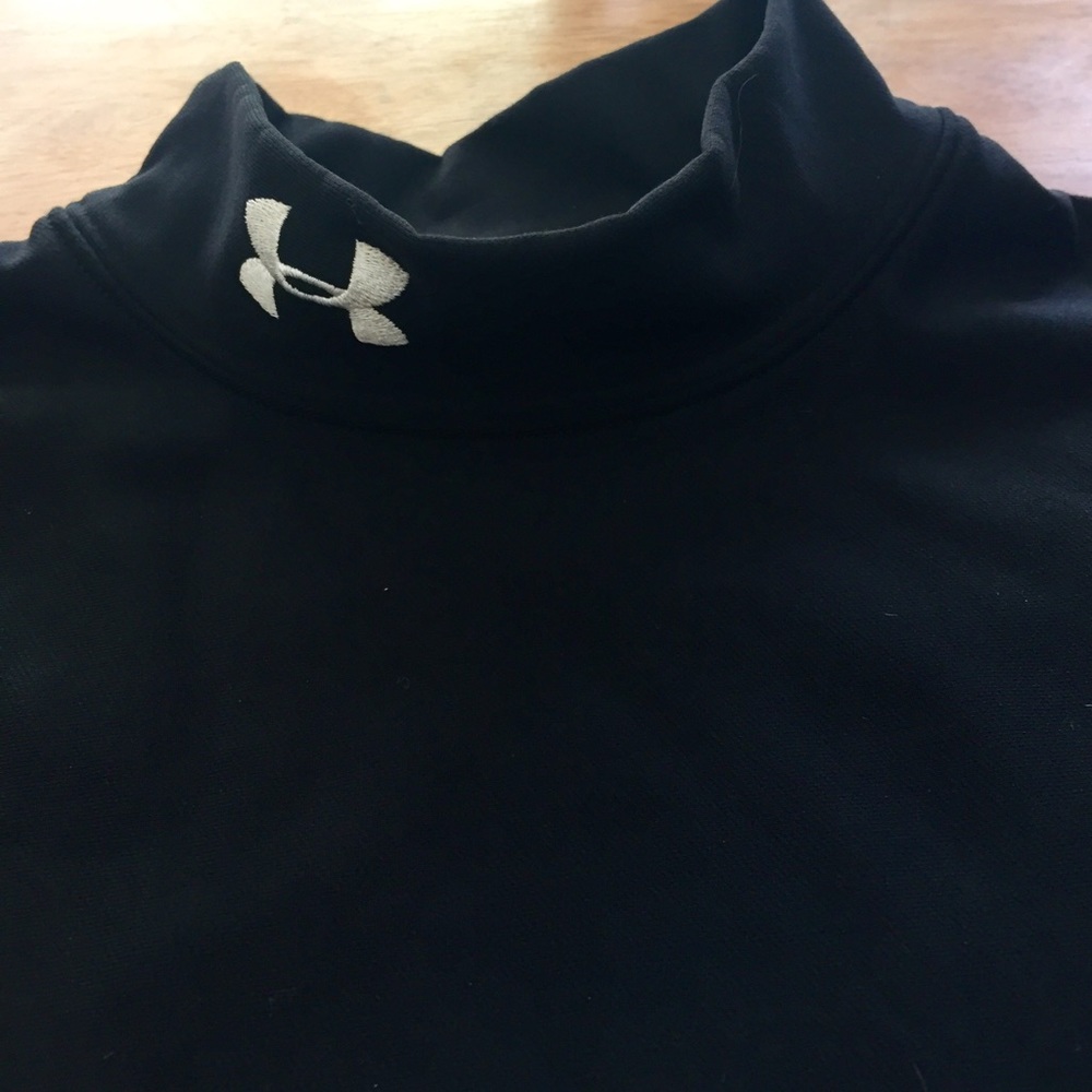 Boys UNDER ARMOUR Black Coldgear Shirt