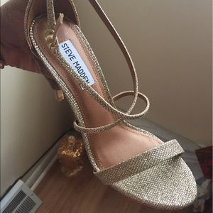 Meet your Posher, Mariama