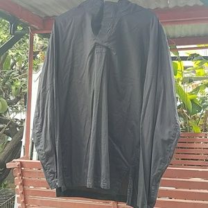 This is a great breathable rain coat.