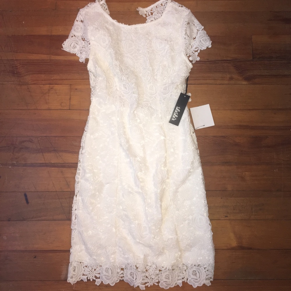 Lulus backless lace dress NWT