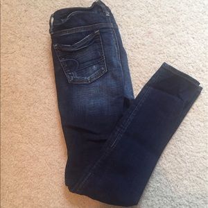 Distressed AE Jeggings