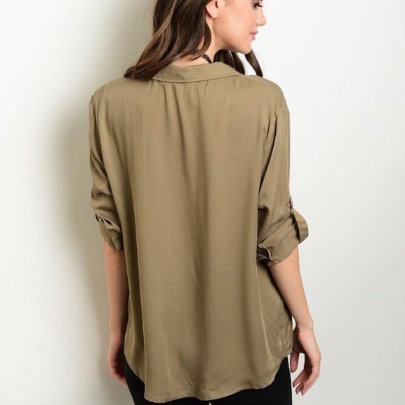 Clearance 🌸 Olive Green 3/4 Sleeve Lace Up Top - Picture 3 of 6