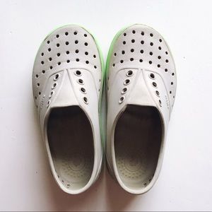 Native Miller Pigeon Gray / Mescal Green