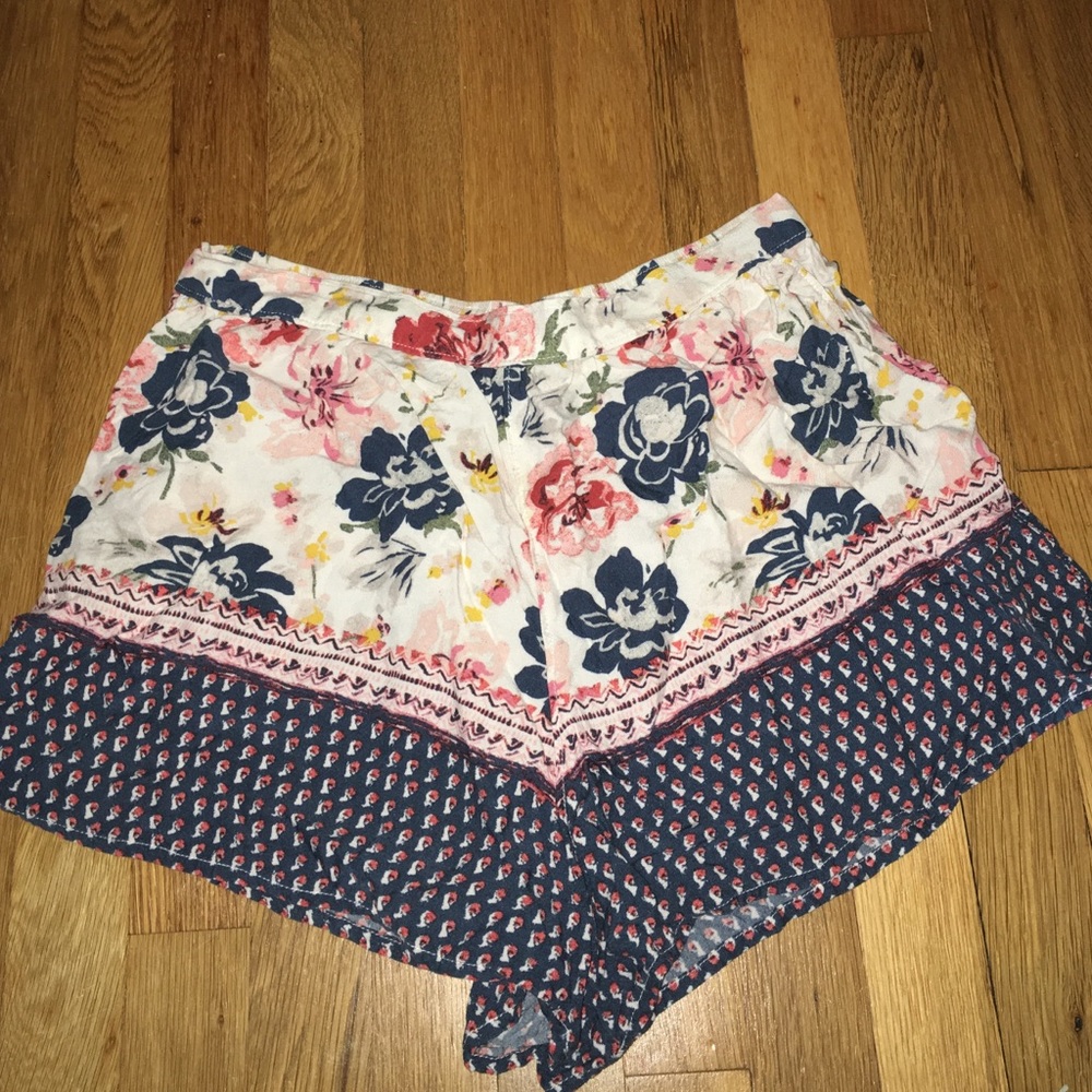 flowy floral print shorts