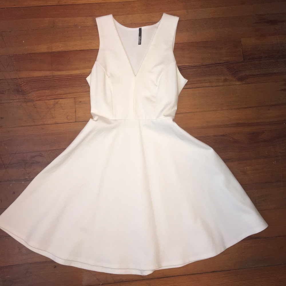 Lulu's classic ivory skater dress