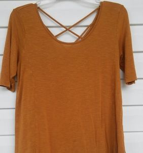 Women's high low Top Size Medium Maurice's brand