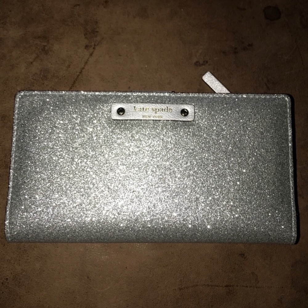 SALE KATE SPADE STACY WALLET GLITTERY silver