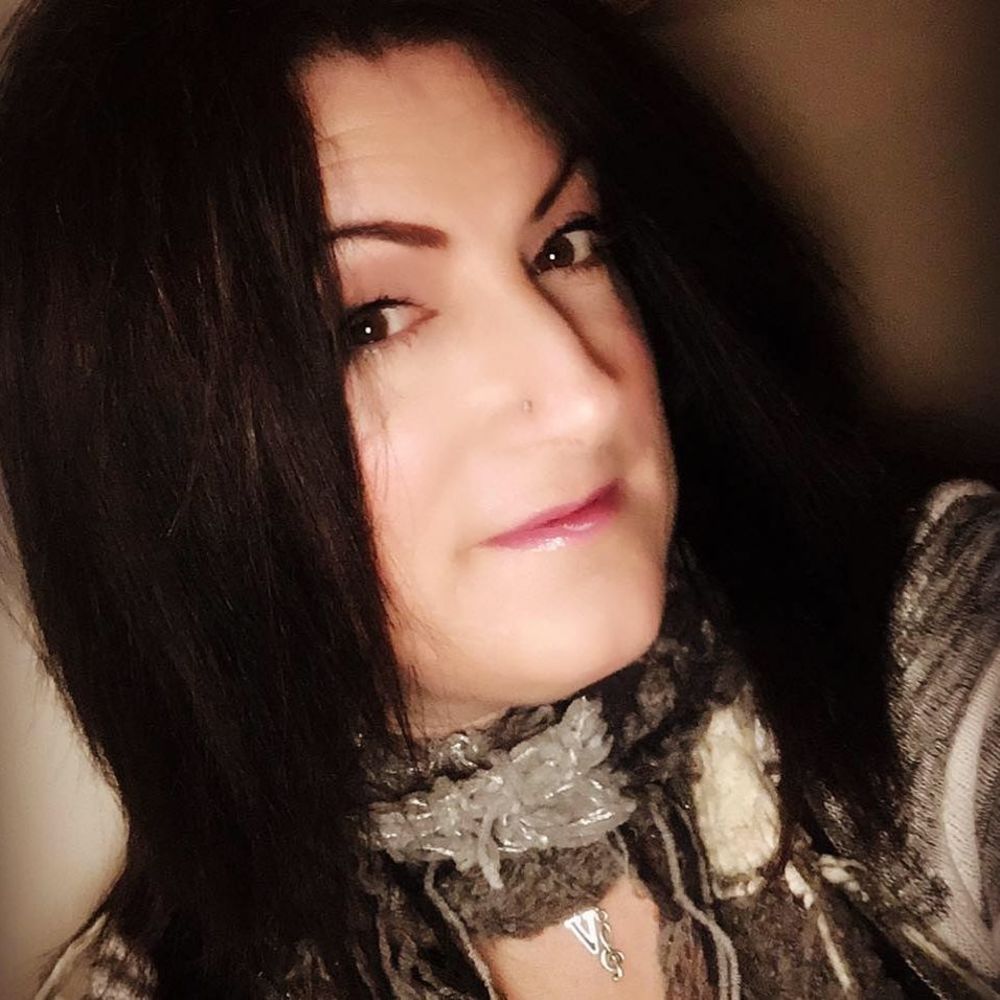 Meet your Posher, Valerie