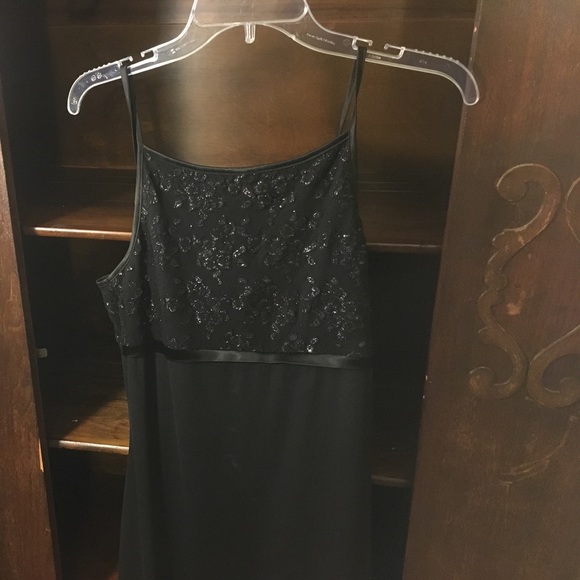 Black Evening/Prom Dress - Picture 2 of 3