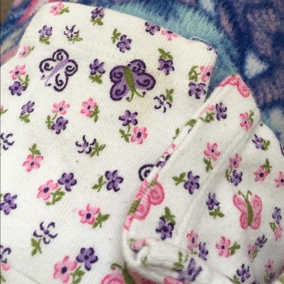 Girl's long sleeve top size 4 floral and butterfly - Picture 3 of 3