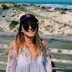 Meet your Posher, Brenna