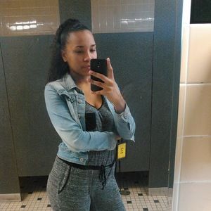 Meet your Posher, Queanna