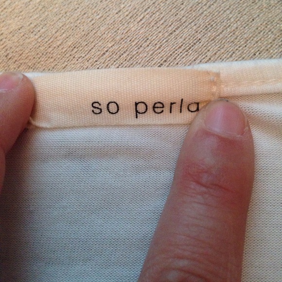 White tee with floral sleeves size S - Picture 2 of 4