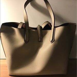 Leather tote bag