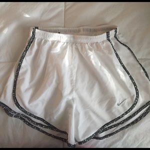 White nike shorts