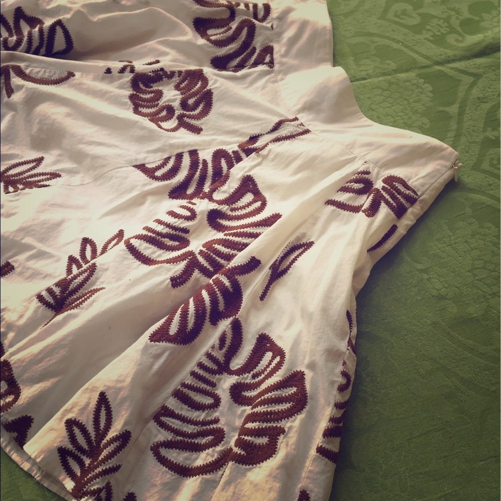 🍂💯COTTON INC LEAF SKIRT🍂
