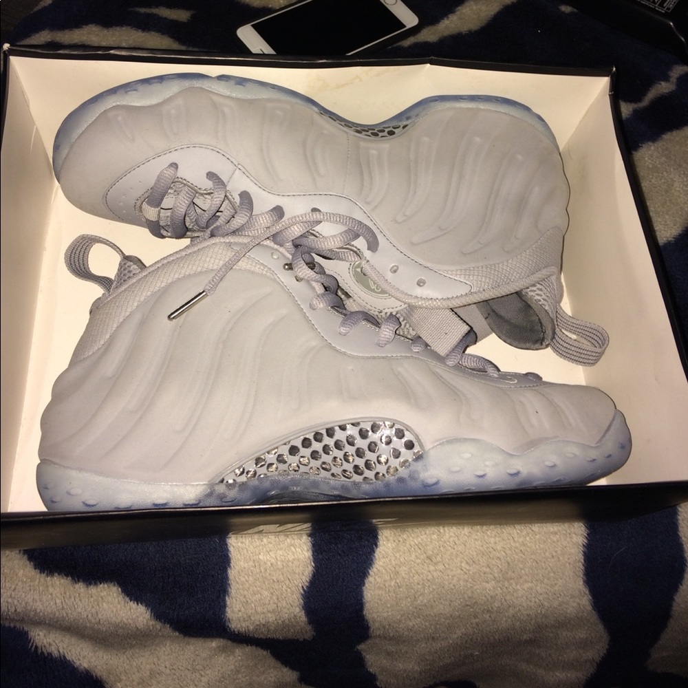 Nike foams