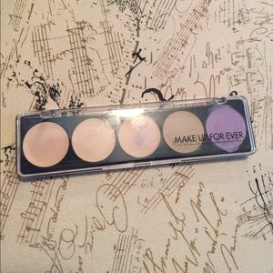 Camouflage Cream Palette by Make Up For Ever