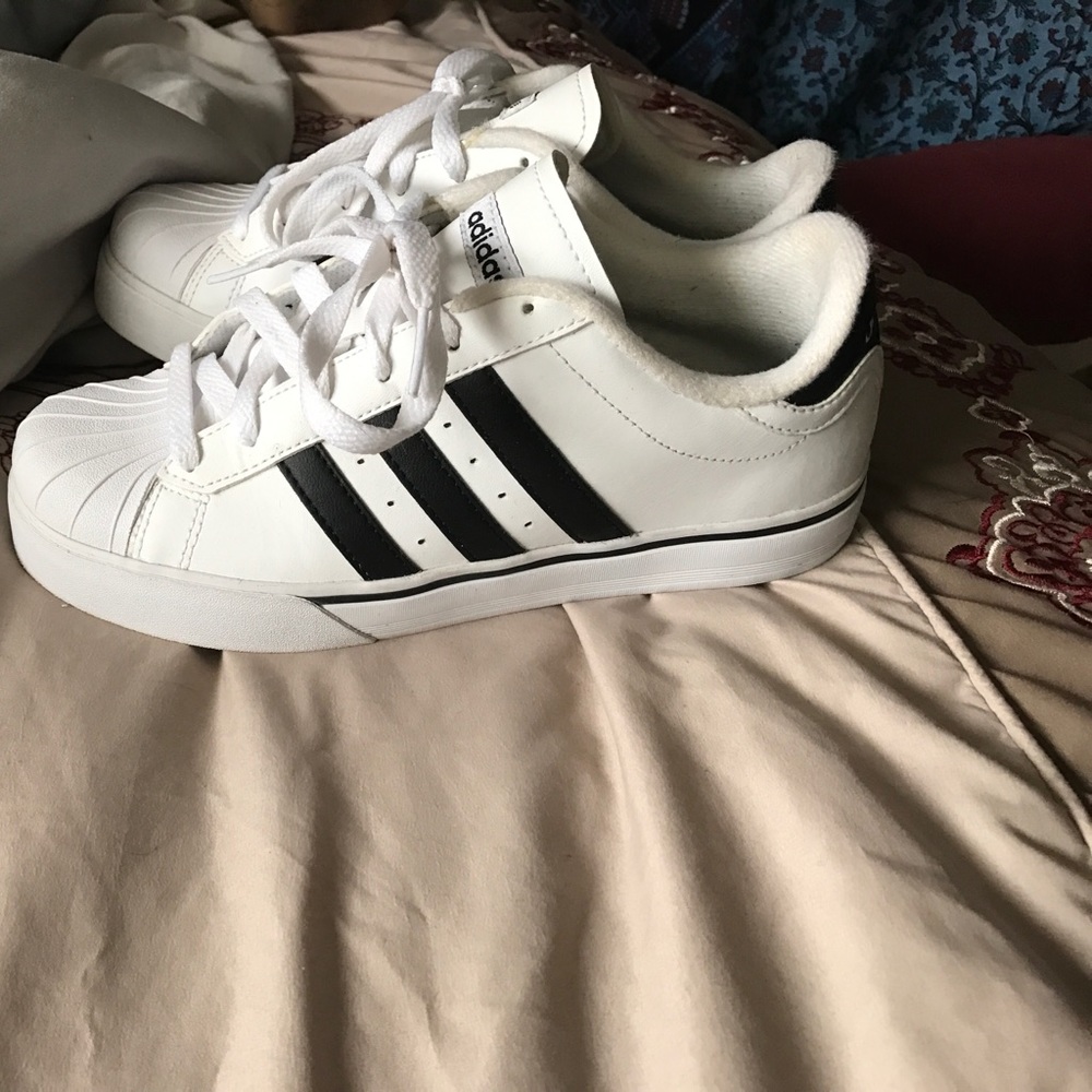 Adidas - Picture 2 of 4