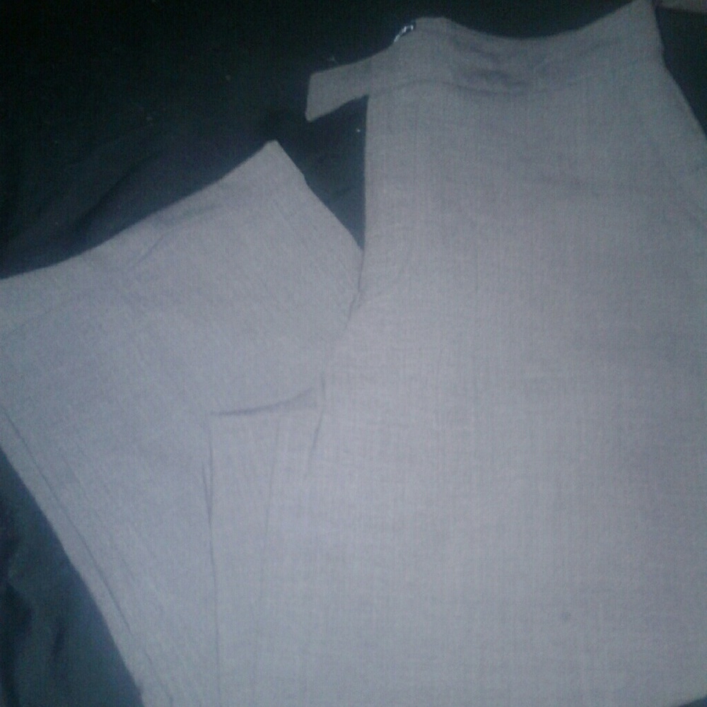 Cropped style pants