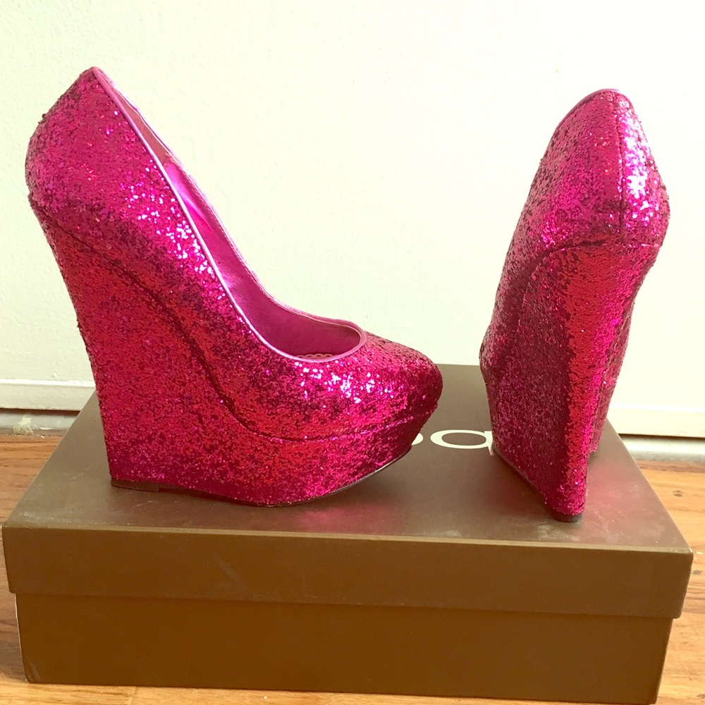 Sparkle Pink Wedge