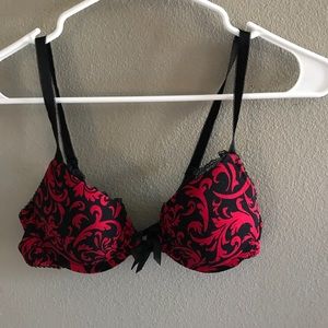 Black and Red Swirl Bra