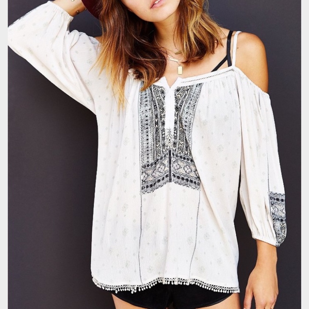 Ecote Pom Pom Trim Cold Shoulder Blouse