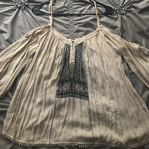 Ecote Pom Pom Trim Cold Shoulder Blouse - Picture 2 of 7