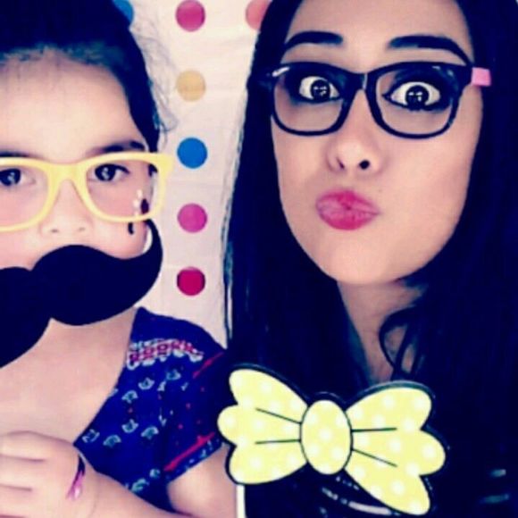 Meet your Posher, Lisa - Picture 1 of 1